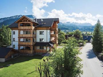 Ferienhaus für 6 Personen, mit Garten und Balkon sowie Pool im Salzkammergut