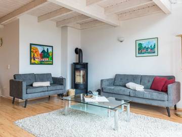 Ferienwohnung für 6 Personen, mit Balkon und Garten in Redewisch