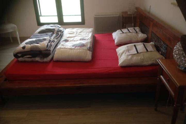 Location de vacances pour 6 personnes, avec balcon et jardin à Beauvoir - 4