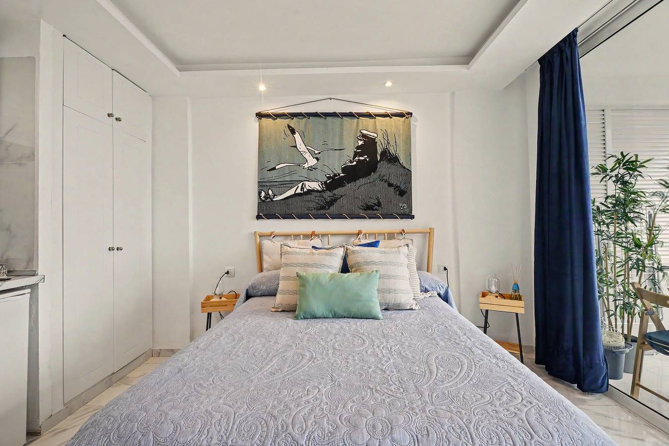 Entire apartment, Vacation Apartment 'Suit Atlántica' with Sea View, Shared Pool and Wi-Fi in San Eugenio Alto, Adeje