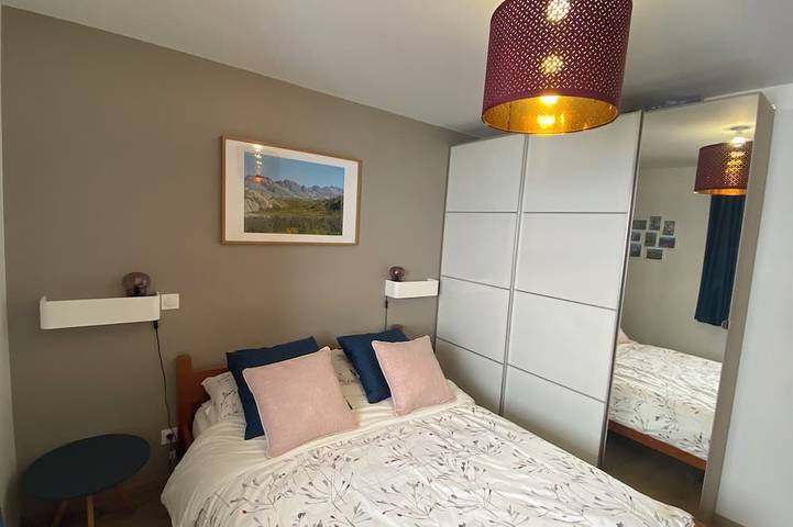 Ganze Wohnung, Skicycleoisans 4 * rated accommodation with direct piste access in Oz en Oisans in Oz, Nationalpark Écrins