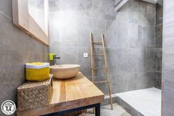 Chambre D’hôte pour 2 Personnes dans Singles (Puy-de-Dôme), Région de Besse-et-Saint-Anastaise, Photo 4