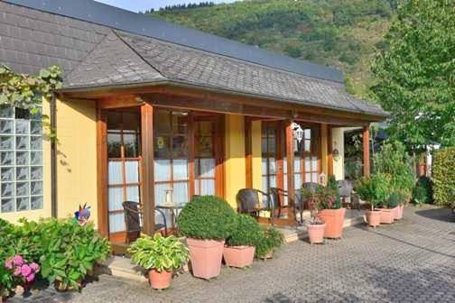 Ferienwohnung für 2 Personen, mit Balkon und Terrasse in Ernst