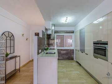 Apartamento para 8 Personas en Soho, Málaga, Foto 4