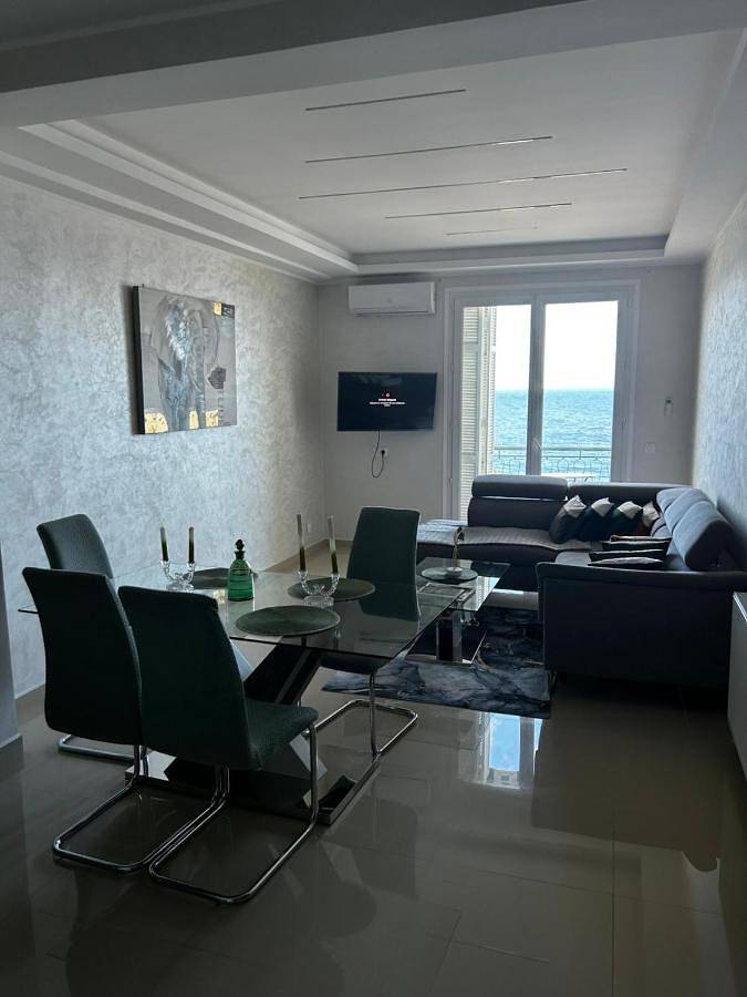 Gîte pour 5 personnes, avec balcon et vue dans Plage Carras Nice - 4