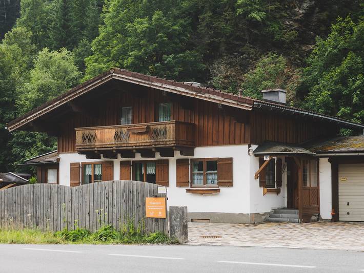 Vakantiehuis voor 8 personen, met tuin en balkon, kindvriendelijk in Viehhofen