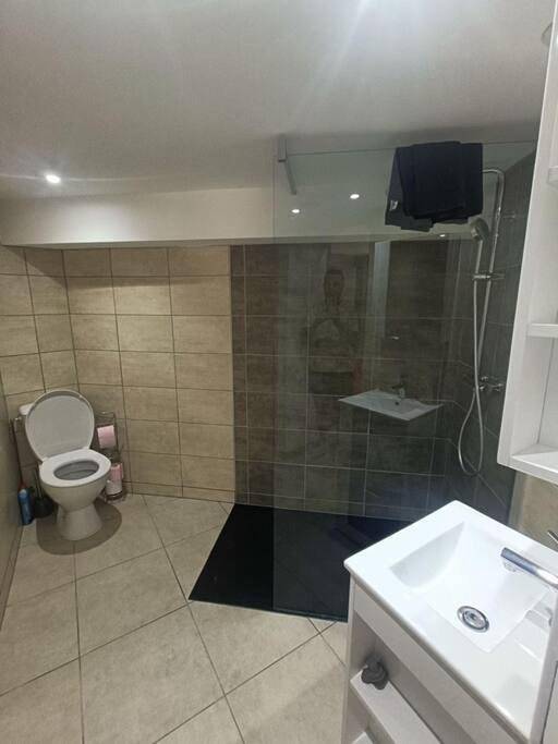 Location de vacances pour 6 personnes, avec terrasse et piscine à Pouilly-sous-Charlieu - 4