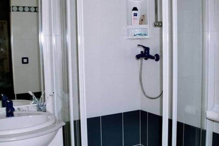 Entire apartment, Air-conditioned apartment 250 m from the beach with private boat mooring in Medulin City, Medulin