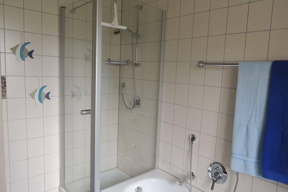 Ganze Wohnung, Gemütliches Feriendomizil (45qm) mit Sonnenterrasse und Parkmöglichkeit in Kemmern, Oberfranken