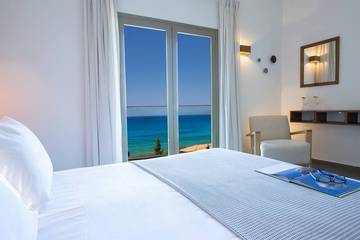 Villa for 10 People in Agios Nikitas, Greece, Photo 1
