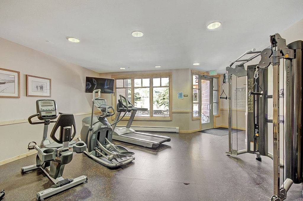 Modern Hotel Room in Center Village. in Copper Mountain, Summit County