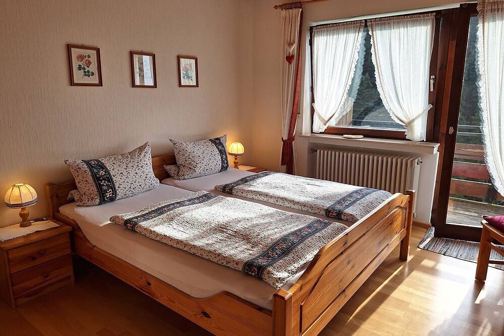 Ganze Wohnung, Christianshof - Ferienwohnung '3' mit Bergblick, Gemeinschaftsgarten und Wlan in Oppenau, Mittlerer Schwarzwald