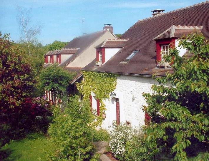 Chambre d’hôte pour 2 personnes, avec jardin en Bourgogne-Franche-Comté