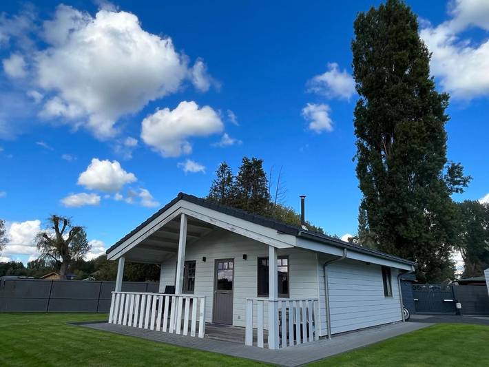 Ferienhaus für 4 Personen, mit Ausblick und Garten sowie Seeblick