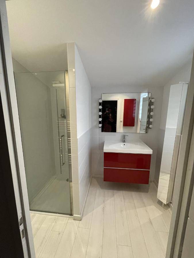 Chambre d’hôte pour 2 personnes, avec piscine et terrasse ainsi que vue et jardin à Saint-Hilaire-de-Riez - 2