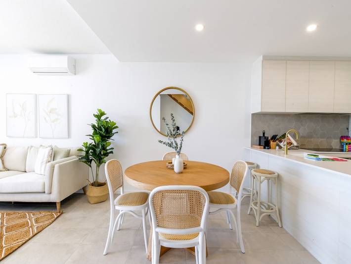 Holiday apartment for 4 people, with pool and balcony/terrace in Batemans Bay