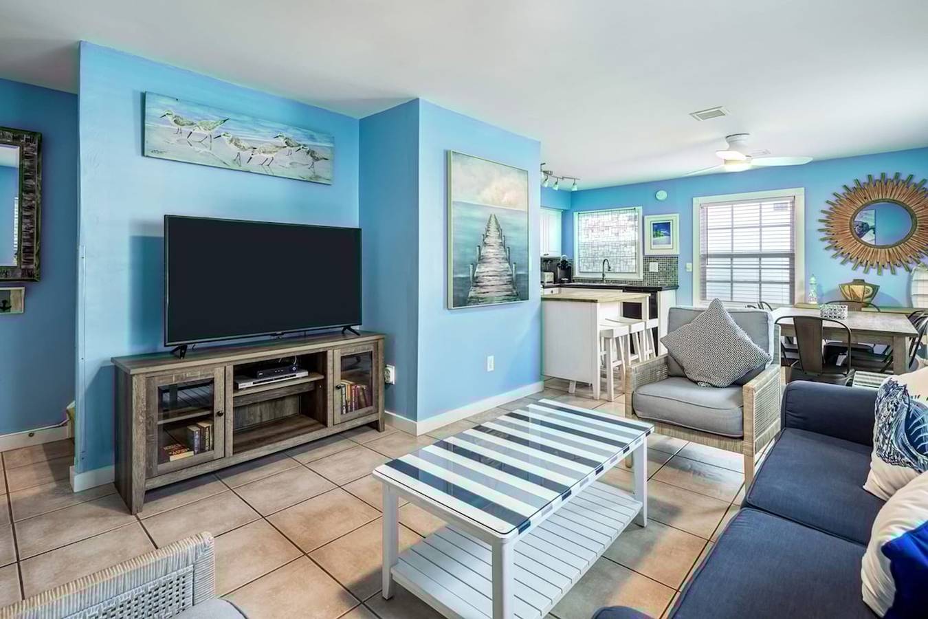 Entire apartment, Road s End by Brightwild   Steps to Duval St  in Key West, Lower Keys