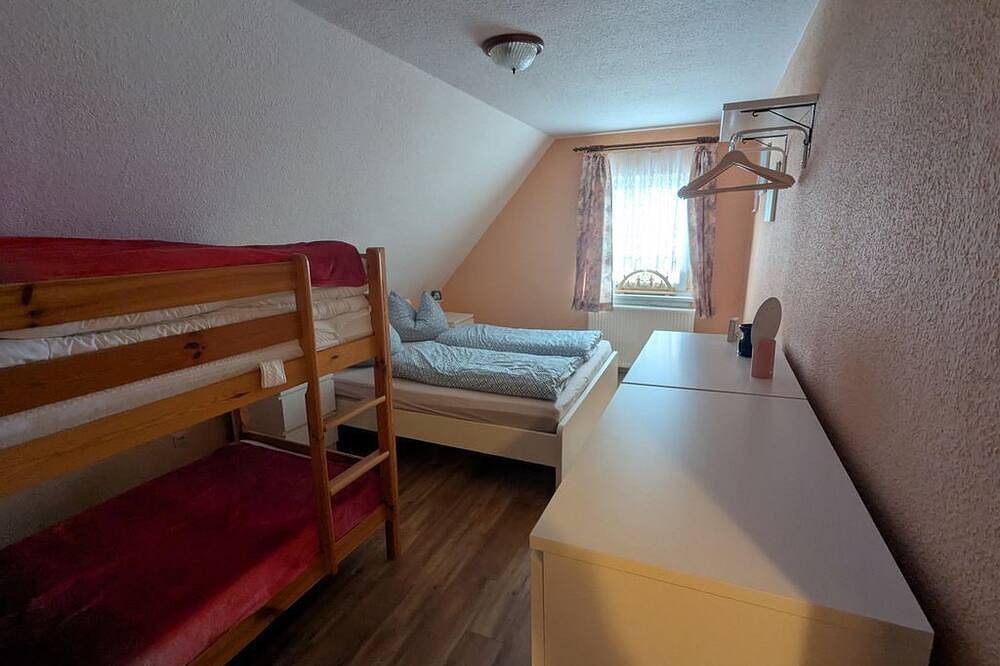Ferienhaus \"Ferien am Waldrand\" - Gemütliche Ferienwohnung 70qm am Waldrand in Altenberg, Osterzgebirge