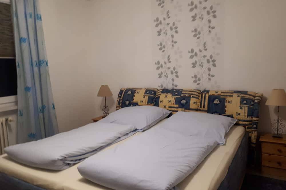 Ganze Wohnung, Haustierfreundliche Ferienwohnung mit Garten in Grütz, Rathenow