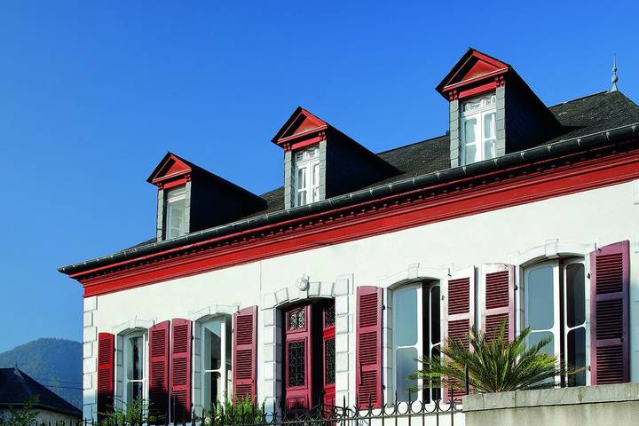Cottage pour 4 personnes, avec jardin et piscine à Arudy
