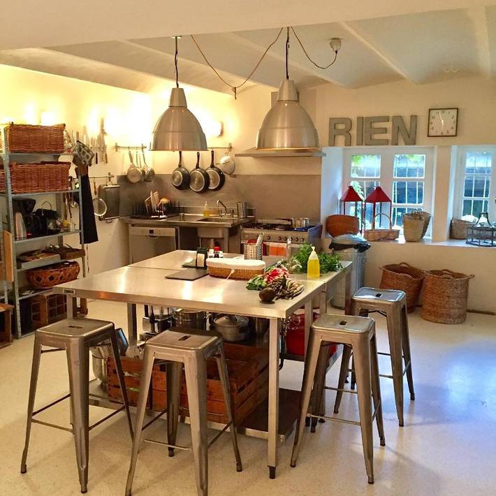 Location de vacances pour 11 personnes, avec vue ainsi que terrasse et piscine à Saint-Lager-Bressac - 3