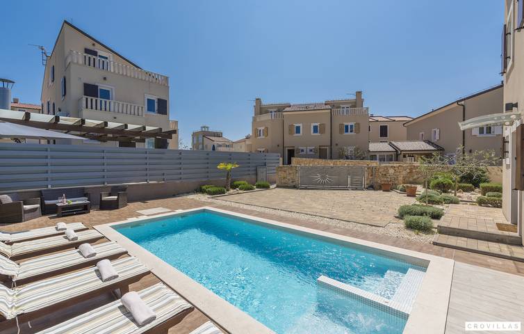 Villa für 12 Personen, mit Pool und Sauna sowie Meerblick in Premantura - 4