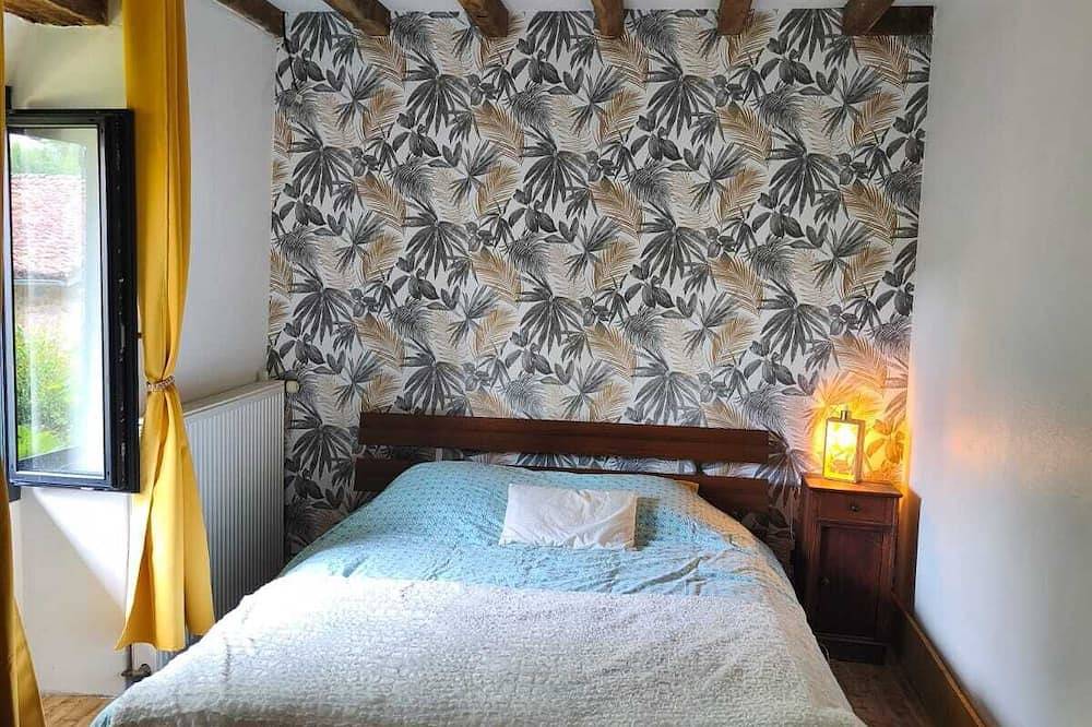 Beautiful renovated barn in Pensol, Regionaler Naturpark Périgord-Limousin