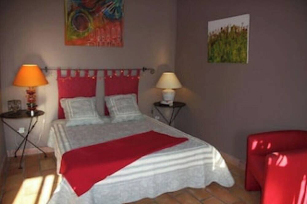 Mas in Provence for 15 people in Cavaillon, Parc naturel régional du Luberon