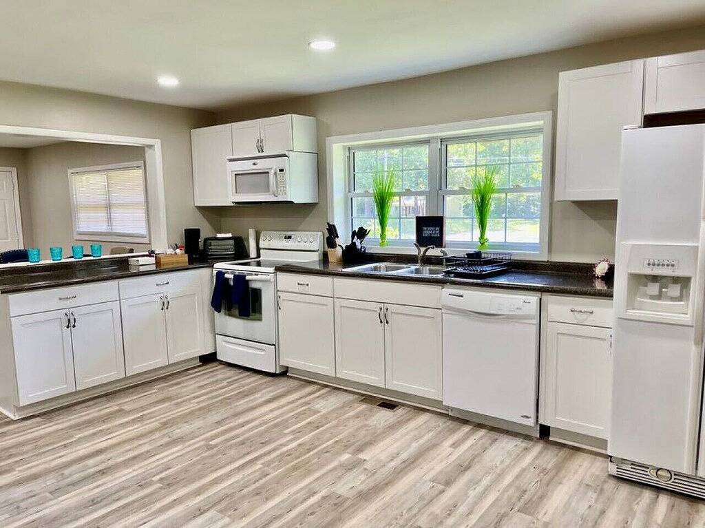 Modern 3 Bdrm Private Home in Heart of High Point in High Point, Guilford County