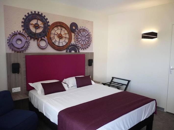 Hôtel pour 4 personnes, avec jardin à Donzère - 3