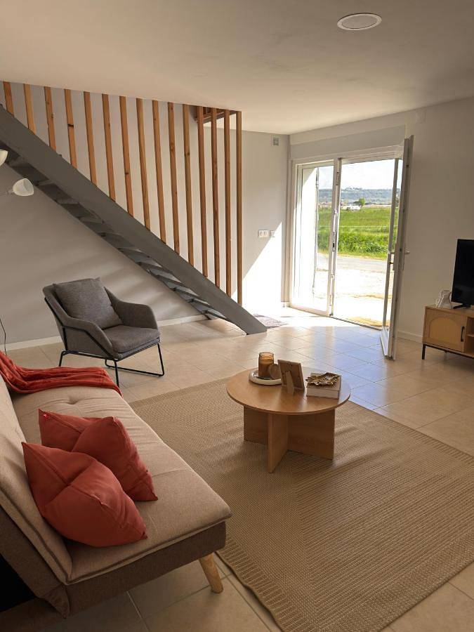 Appartement entier, Cosy Appartement avec Parking in Feugarolles, Région de Nérac