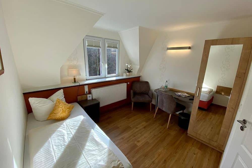 Ganze Wohnung, Einzelzimmer Standard (Hohenzollern) - Hotel Haus Hohenzollern/Haus Ambiente in Bad Bertrich, Traben-Trarbach und Umbegung