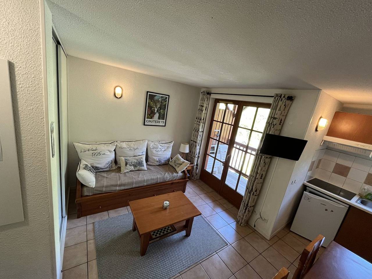 Appartement entier, Charmant Chalet pour 4 à Cauterets avec Balcon et Bienvenue offerte in Cauterets, Parc national des Pyrénées