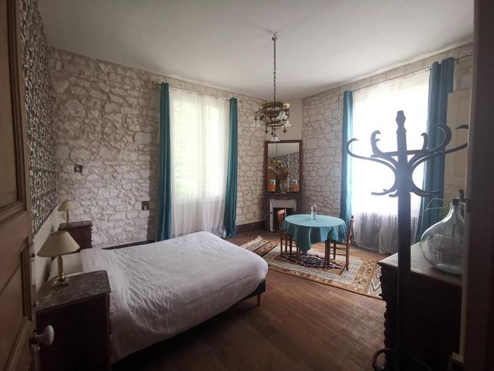 Chambre d’hôte pour 4 personnes, avec vue et jardin ainsi que vue sur le lac et terrasse, animaux acceptés à Luceau - 4