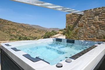 Villa für 3 Personen, mit Garten und Whirlpool in Griechenland