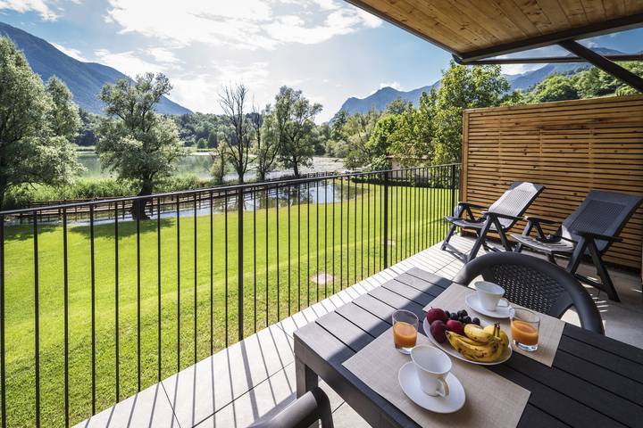 Ferienwohnung für 4 Personen, mit Sauna und Garten sowie Seeblick am Luganersee