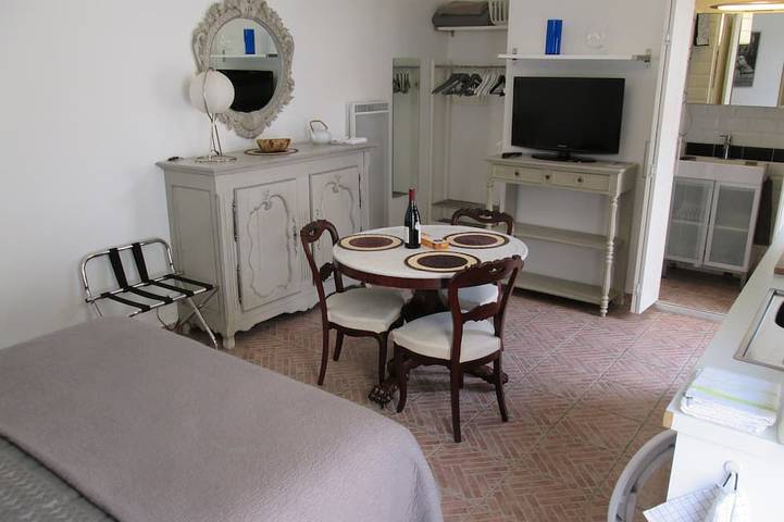 Gîte pour 2 personnes, avec terrasse à Maisons-Laffitte - 4