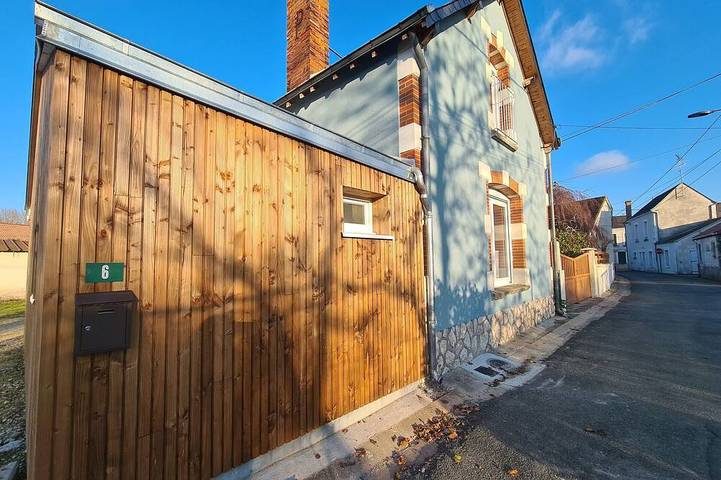 Gîte pour 4 personnes, avec jardin à La Vernelle