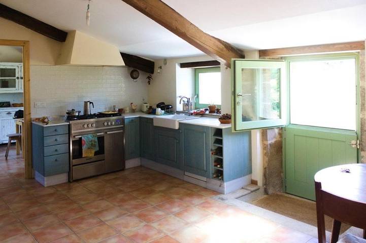 Casa rural para 4 personas, con vistas además de terraza y jardín en Teo - 4