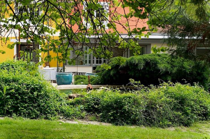 Gîte pour 50 personnes, avec jardin à Orly-sur-Morin