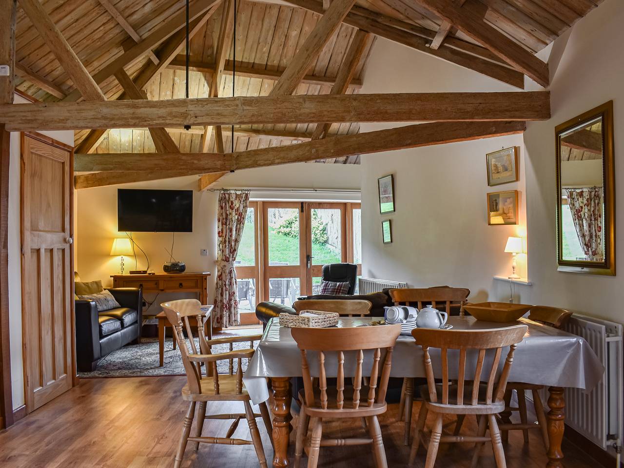 The Bull Pen - 17320 in Compton (West Sussex), South Downs