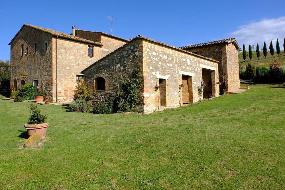 Chalet Independiente Con Piscina En El Corazón De Toscana in San Giovanni d'Asso, Montalcino