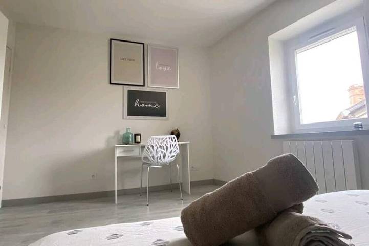 Apartamento entero, 3-room apartment Near Station, City Center And Shops in Bourg-en-Bresse, Región de Bourg-en-Bresse