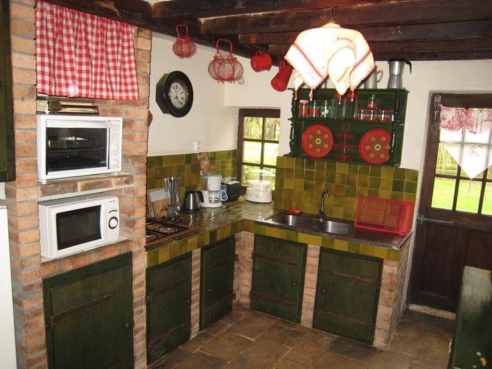 Rustic Retreat 2.5km from Saint-Pierre-Langers in Jullouville, Côte de la Déroute