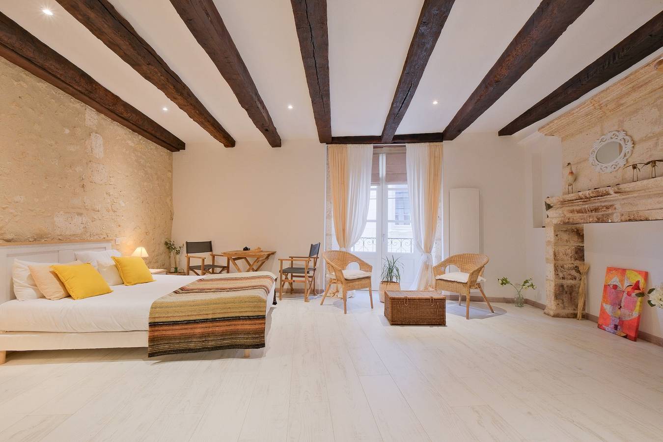 Gîte D’ici et d’Ailleurs – Authentieke Charme in het Historisch Centrum met Wi-Fi, foto 14