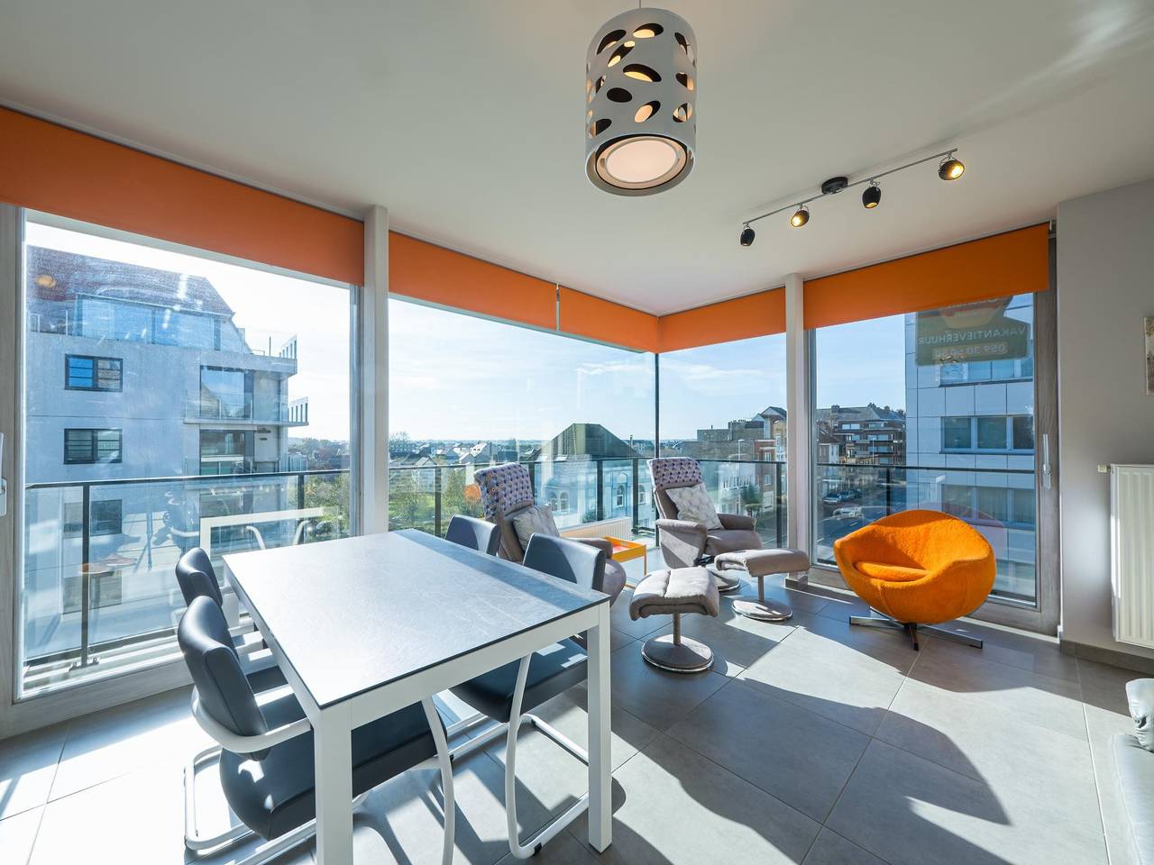 Geheel appartement, Lichtrijk appartement met 2 slaapkamers in Middelkerke, Belgische Kust