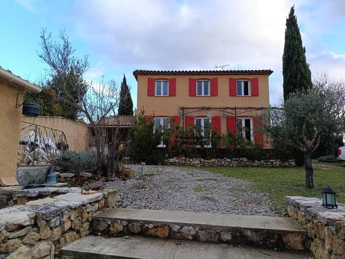 Villa pour 8 personnes, avec vue ainsi que jardin et terrasse - 1