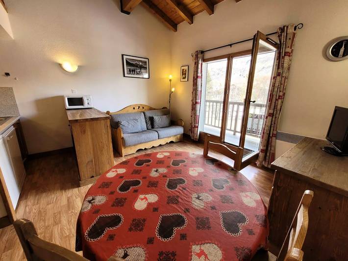 Gîte pour 4 personnes, avec Balcon à Bessans - 3