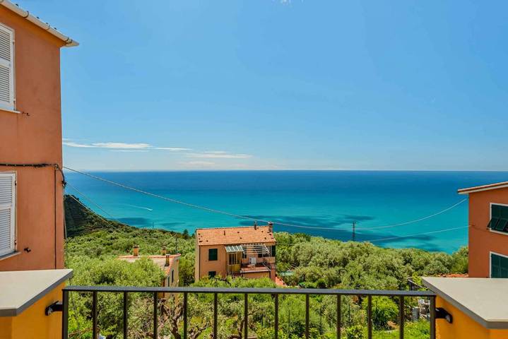 Ganze Wohnung, Ferienwohnung für 2 Personen mit Balkon/Terrasse in Volastra, Riomaggiore Gemeinde