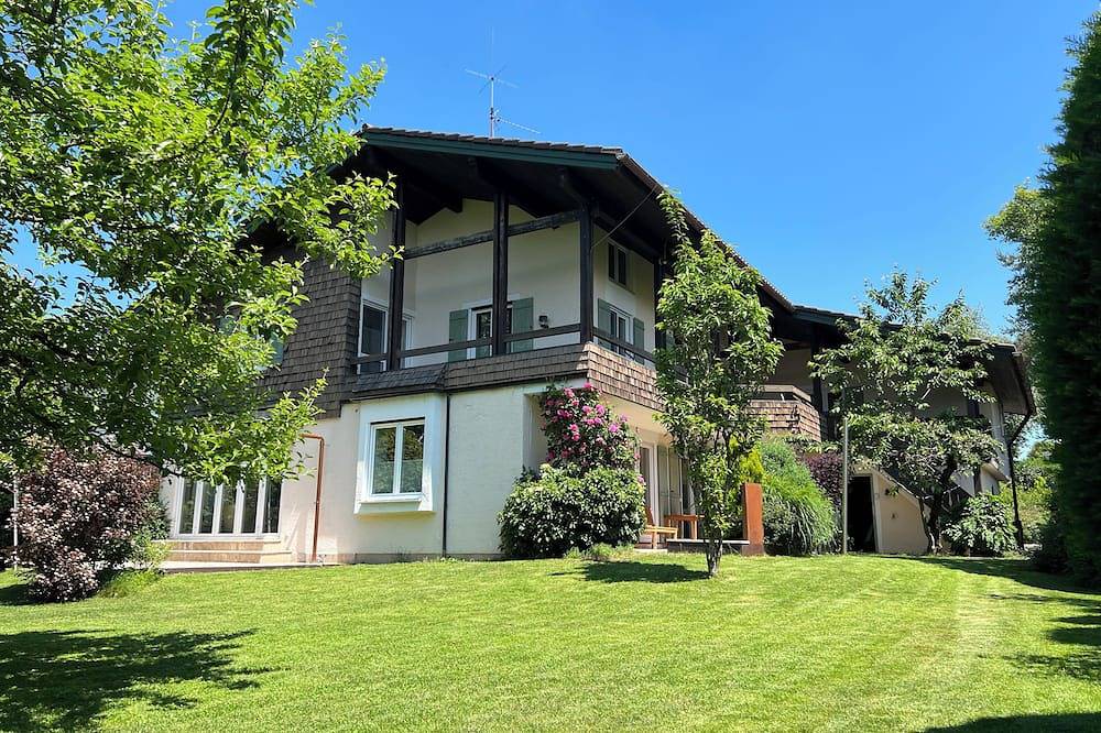 Große Familienvilla zentral zwischen Chiemsee und Alpen in Traunstein, Chiemsee